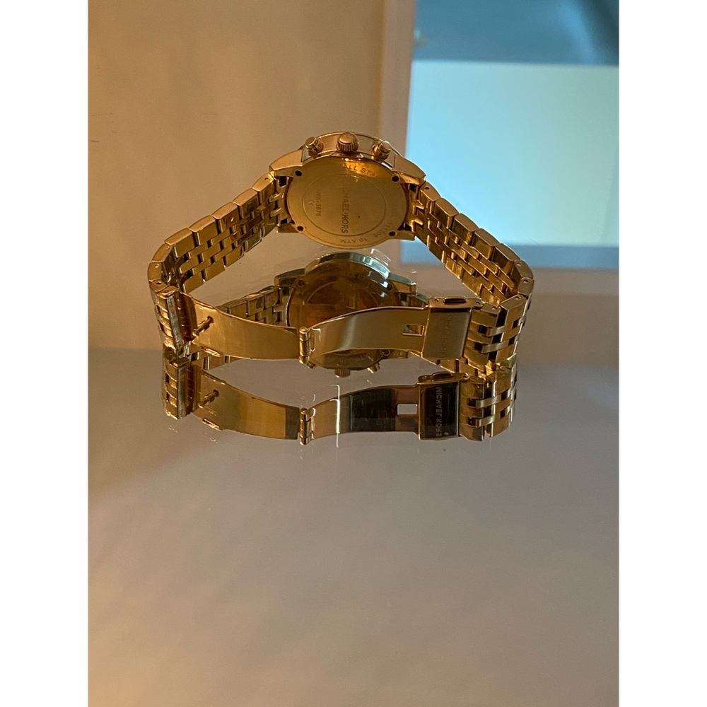 MK Watch - Picture 3 of 5